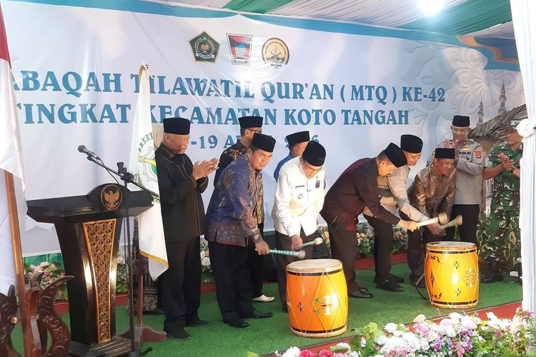 Viral, Suara Perempuan Karaoke, Hentikan Sementara Pidato Wawako Padang Saat Buka MTQ