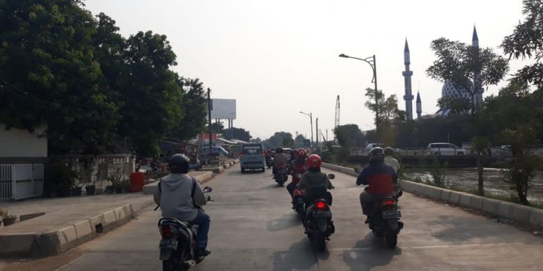 Tampak Jalan Raya Kalimalang, Kota Bekasi, Jumat (5/10/2018).