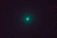 Video Ungkap Momen Langka Ketika Komet Lovejoy Melintasi Langit Yogyakarta