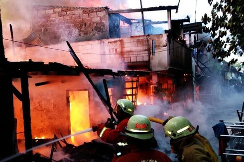 Ditinggal Mudik, Rumah Warga di Sukabumi Terbakar, Diduga akibat Korsleting