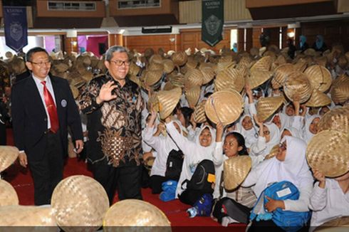 Aher Minta IPB Diberi Peran Penting dalam Kebijakan Pangan Nasional