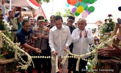Mendag: Perkuat Ekonomi Kerakyatan, Pemerintah Berkomitmen Revitalisasi Pasar Rakyat