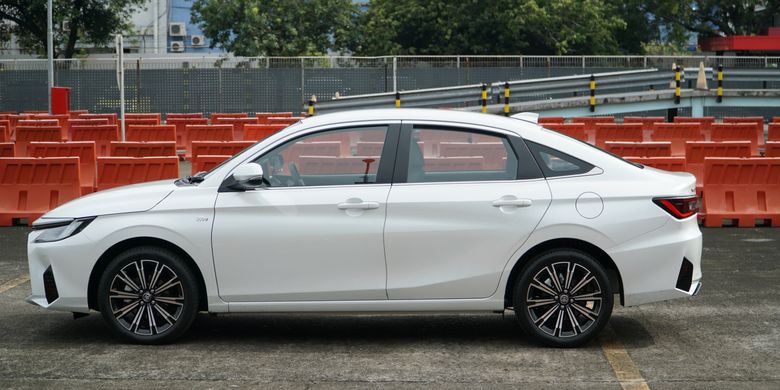 Toyota Vios Generasi keempat resmi hadir di Indonesia, Rabu (12/10/2022).