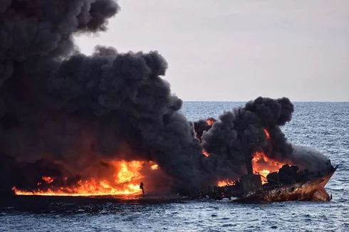 Kotak Hitam Kapal Tanker Iran yang Terbakar di China Dibuka