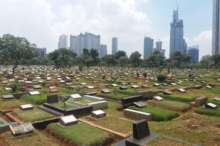 Suasana Tempat Pemakaman Umum (TPU) Bivak Karet, Tanah Abang, Jakarta Pusat, Senin (20/4/2020)