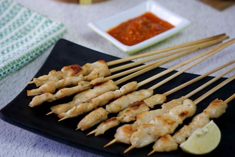 Bumbu marinasi sate taichan diperlukan bahan-bahan yang tepat agar sate empuk dan gurih.