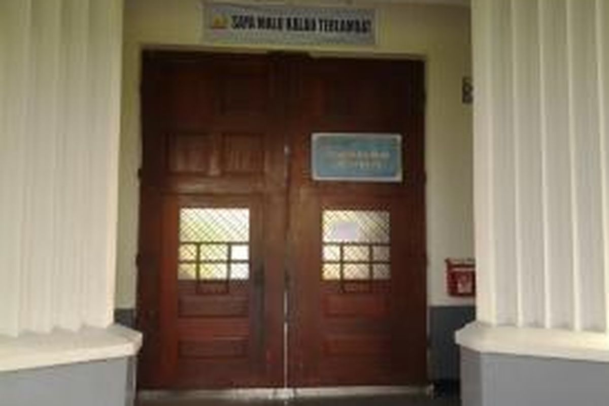 Lembaga Pemasyarakatan (Lapas) Anak Pria Kelas IIA Kota Tangerang menggelar ujian nasional. Selama ujian, peserta tidak diperkenankan menerima tamu, Selasa (15/4/2014).