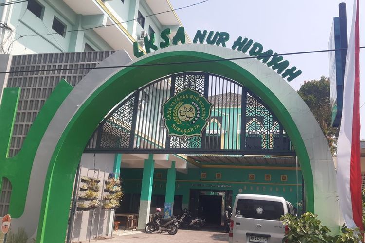 Panti Asuhan, Tempat Bulan dan Salim Menemukan Harapan Baru