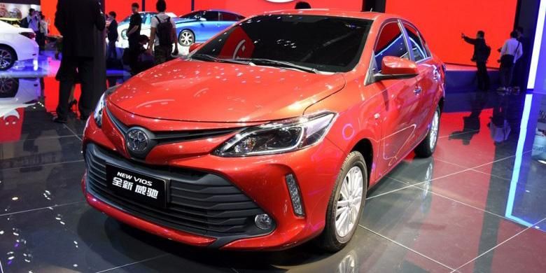 Tampang baru Vios yang kini semakin mirip Camry.