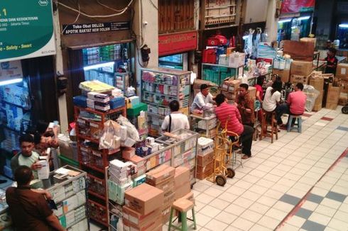 Seminggu Pasca-temuan Obat Kedaluwarsa, Penjualan di Apotek Pasar Pramuka Anjlok