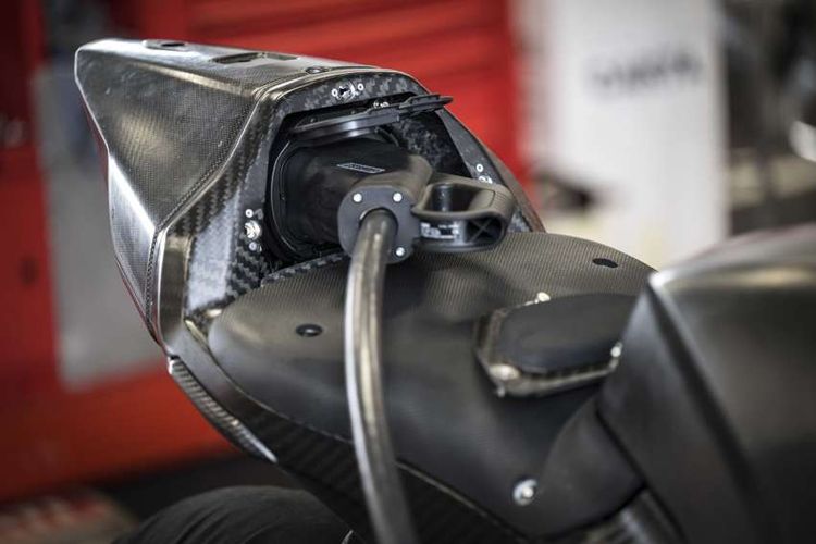 Motor listrik Ducati V21L