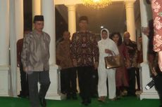Jokowi-Iriana Hadiri Buka Bersama di Istana Wapres