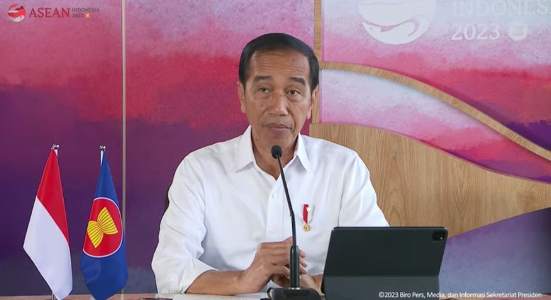 Jokowi: Hingga Hari ini 969 WNI Dievakuasi dari Sudan