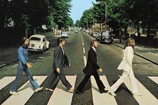 Lirik dan Chord Lagu Baby You’re a Rich Man dari The Beatles