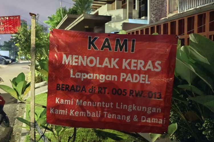 Warga Duga Pengelola Lapangan Padel di Pulomas Manipulasi Tanda Tangan untuk Dapat Izin