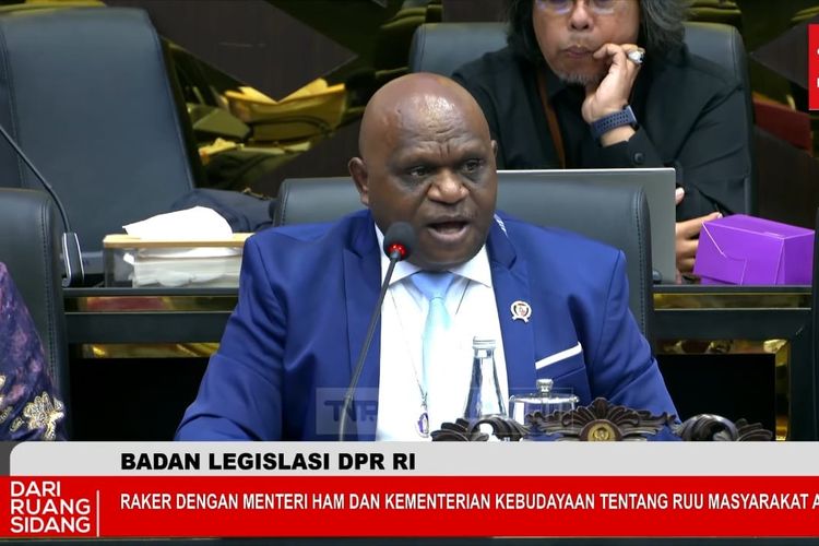 Menteri HAM Pigai Usul Pembentukan Komnas Masyarakat Adat