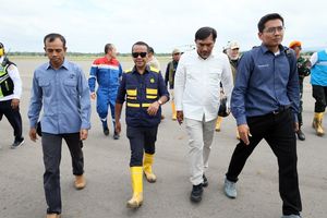 Bahlil Izinkan BBM Subsidi Dibeli Tanpa Barcode di Daerah Banjir dan Longsor Sumatera