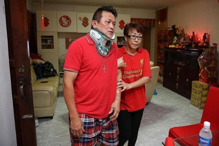 Cwa Cheng Kiat dan tunangannya Anna. (TNP via Straits Times)