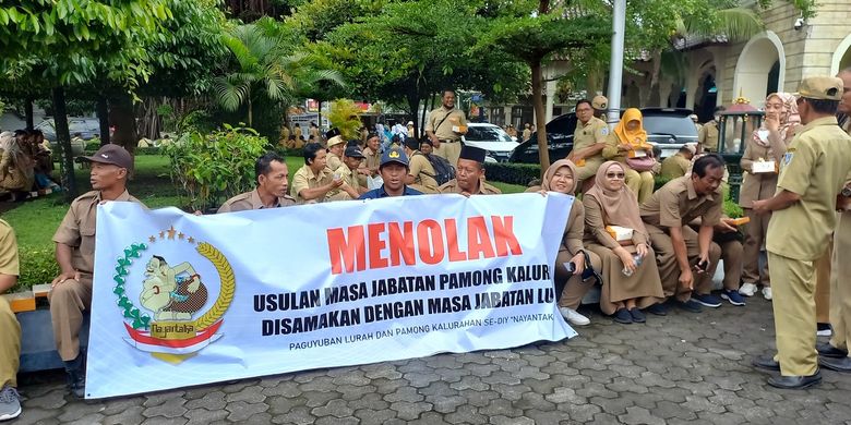 Berita Harian Masa Kerja Hingga 60 Tahun Terbaru Hari Ini - Kompas.com