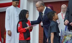 Menteri P2MI Mukhtarudin Tegaskan Negara Hadir untuk Anak Pekerja Migran di Malaysia