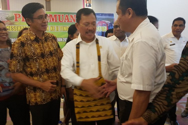 Menteri Kesehatan Terawan Agus Putranto melakukan kunjungan kerja pertamanya ke Jayapura, Papua, Rabu (27/11/2019).