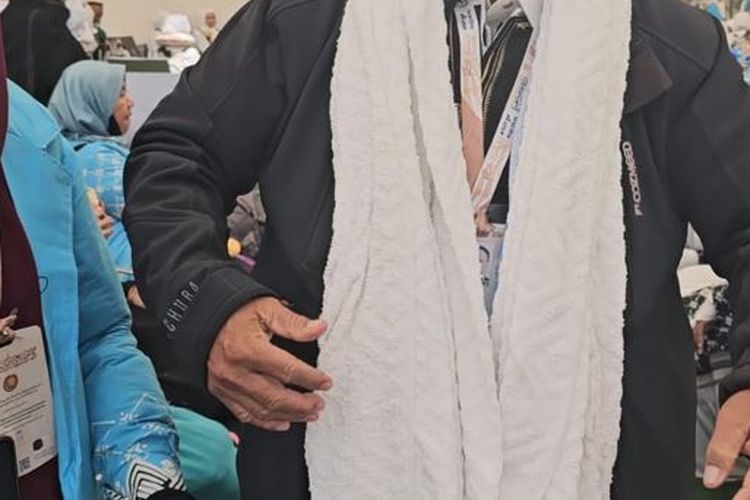 Jemaah Pakai Baju 9 Lapis di Bandara Arab Saudi demi Siasati Barang Bawaan