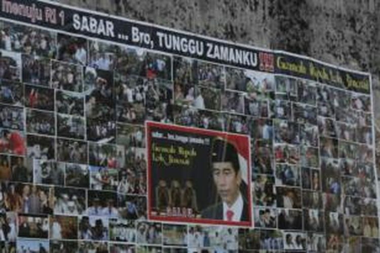 Poster dukungan terhadap Jokowi di Solo, Rabu (21/5/2014). 