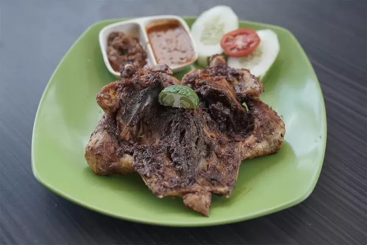 4 Wisata Kuliner Lombok, Wajib Dicoba Saat ke Mandalika
