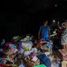 Waskita Karya Serahkan Bantuan untuk 400 Pengungsi Erupsi Gunung Semeru