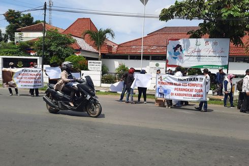 Diduga Banyak Masalah, Tes Perangkat Desa di Blora Diminta Ditunda