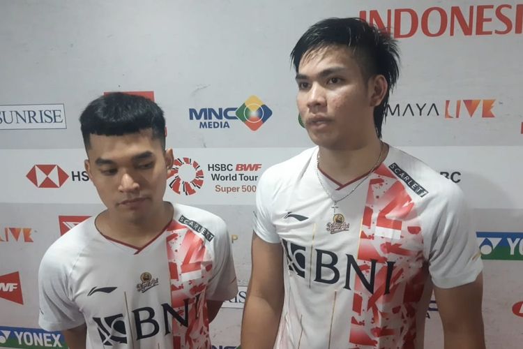 Ganda putra Indonesia Leo Rolly Carnando/Daniel Marthin berbicara kepada awak media seusai merampungkan pertandingan pada babak pertama atau 32 besar Indonesia Masters 2023 di Istora Senayan, Jakarta, Selasa (24/1/2023) malam WIB.