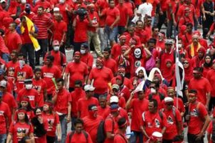 unjuk rasa partai berkuasa UMNO