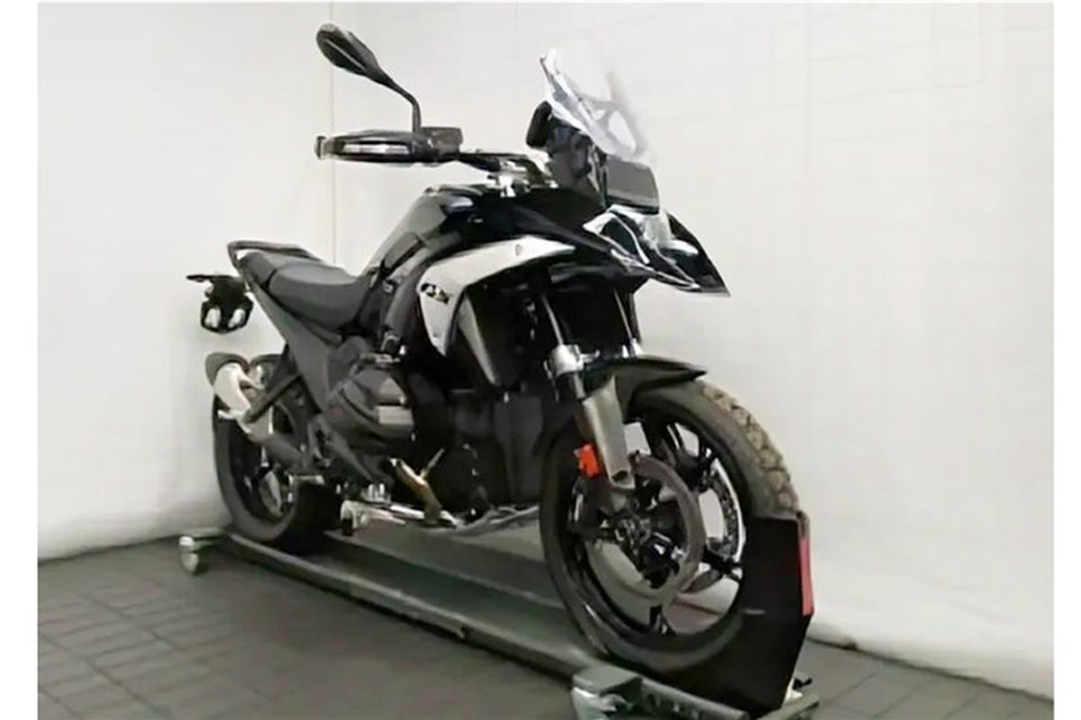 BMW R 1300 GS baru