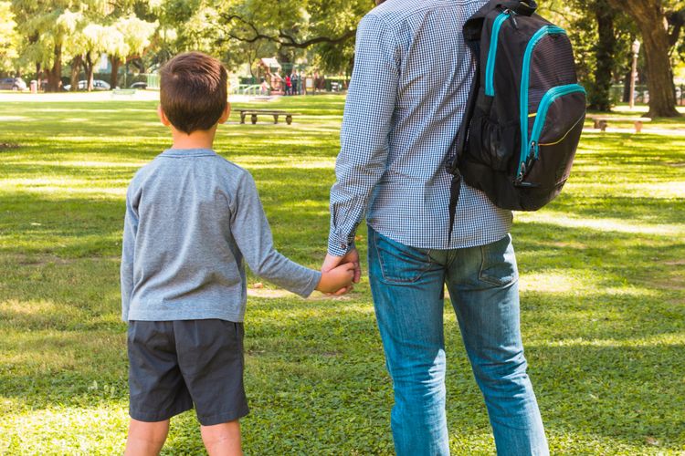 ilustrasi anak. Perubahan fisik yang terlihat sepele pada anak bisa menjadi tanda pubertas dini yang memerlukan perhatian medis sejak awal.