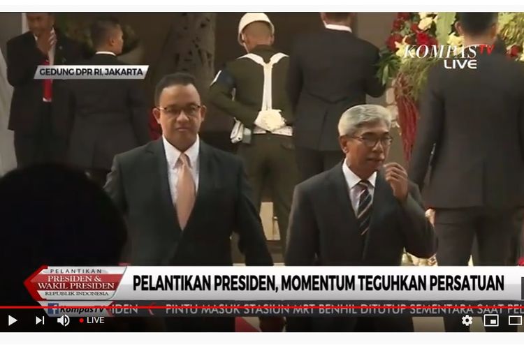 Gubernur DKI Jakarta Anies Baswedan menghadiri acara pelantikan Joko Widodo-Maruf Amin sebagai Presiden dan Wakil Presiden periode 2019-2024, Minggu (20/10/2019). 