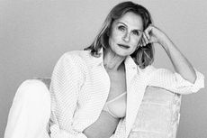 Lauren Hutton Berbagi Rahasia Kecantikan di Usia 77 Tahun