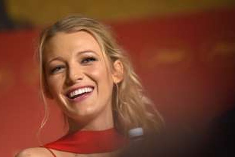 Blake Lively menghadiri konferensi pers film Cafe Society yang digelar menjelang pembukaan Festival Film Cannes di Kota Cannes, Perancis, Rabu (11/5/2016).