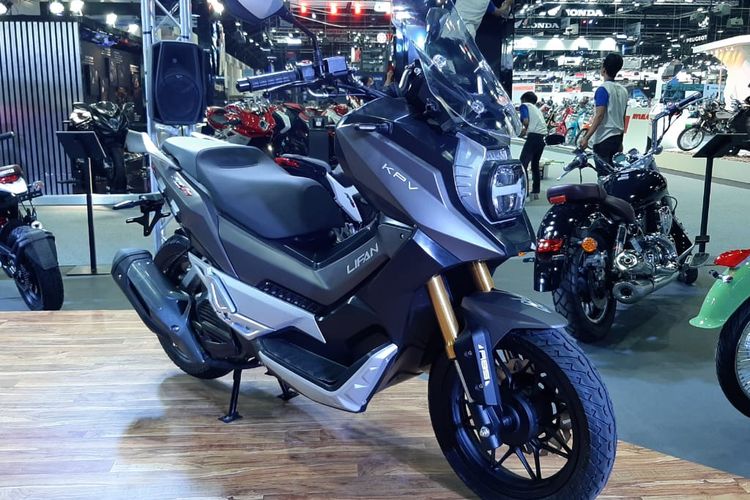 Lifan KPV 150 yang dibilang mirip dengan Honda ADV 150