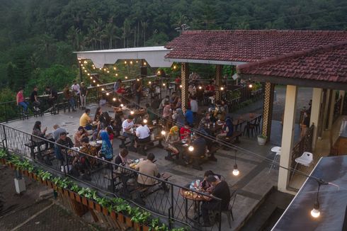 5 Rekomendasi Tempat Makan di Semarang dengan View Bagus
