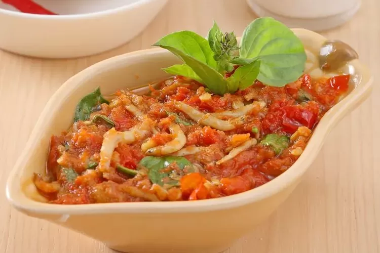 Resep Sambal Terasi Kemangi, Gurih Pakai Teri Nasi