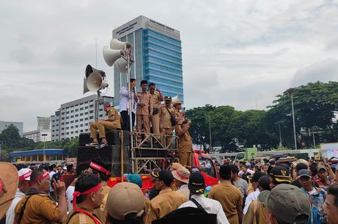 Perjalanan Panjang Kepala Desa Tuntut Masa Jabatan 8 Tahun 2 Periode