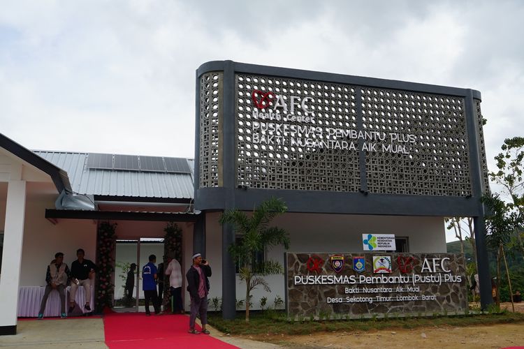 Menteri Kesehatan di Gunadi Sadikin meresmikan puskesmas pembantu (pustu) plus di Dusun Aik Mual, Desa Sekotong Timur, Kecamatan Lembar, Lombok Barat, Nusa Tenggara Barat, Sabtu (25/6/2022).