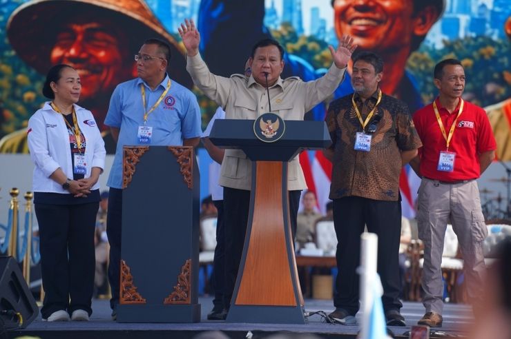 Prabowo Hadir di Monas, Rayakan May Day Bersama Buruh
