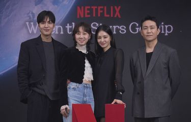 Pemeran drakor When The Stars Gossip: Lee Min Ho, Gong Hyo Jin, Han Ji Eun, dan Oh Jung Se saat konferensi pers virtual di Korea Selatan, Kamis (9/1/2025).
