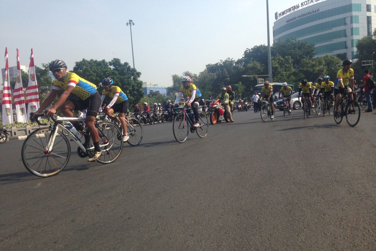 Sosialisasi jalur mudik Lebaran 2018 melalui kegiatan gowes, di Semarang, Rabu (2/5/2018).