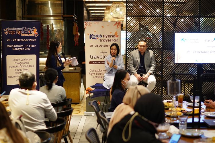 Media Gathering Korea Hybrid Travel Fair yang digelar 20-23 Oktober 2022 secara online di Traveloka dan offline dalam bentuk instalasi di Main Atrium Mal Senayan City, Jakarta Pusat. 