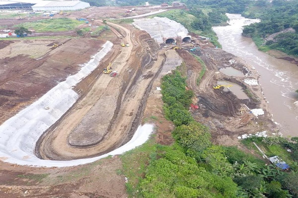 Kondisi proyek Terowongan Nanjung, Kabupaten Bandung, Minggu (10/3/2019). Salah satu proyek pengendalian Sungai Citarum itu ditargetkan selesai akhir tahun ini.