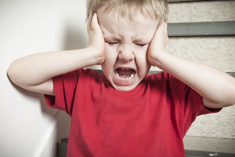 Ilustrasi anak stres karena banyak menerima kekerasan verbal dari orang dewasa di sekitarnya