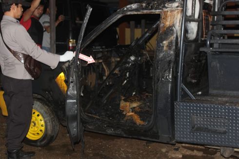 Mobil Polisi yang Dibakar Pelaku Penyerangan Mapolsek di Kalsel Sempat Meledak