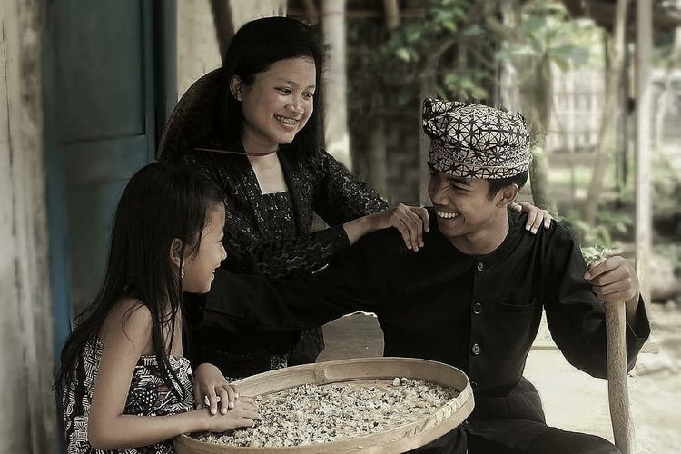 Mengenal Suku Osing di Banyuwangi, Ujung Timur Pulau Jawa Halaman all -  Kompas.com
